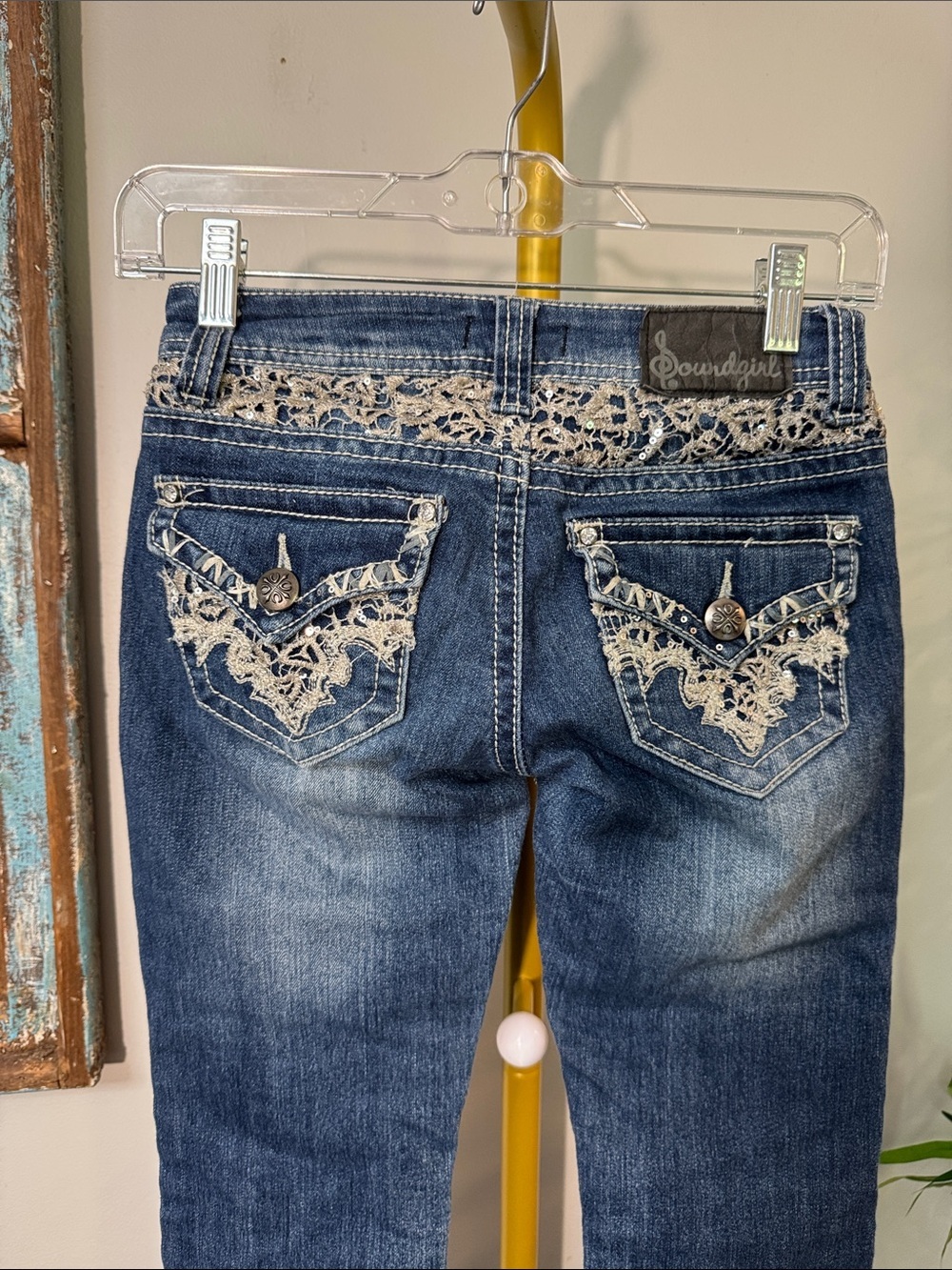 Soundgirl low rise heavy stitch Jeans with bling pockets EUC 0